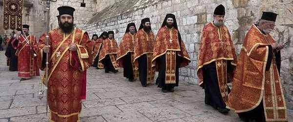 Statul grec lasă BISERICILE fără PREOȚI: 2300 de biserici ortodoxe nu vor mai avea preot