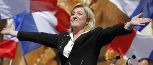 Popoarele europene își iau țările înapoi. Urmează Franța: liderul naționalist Marine Le Pen conduce în toate sondajele. Candidații stângii nu prind nici turul 2