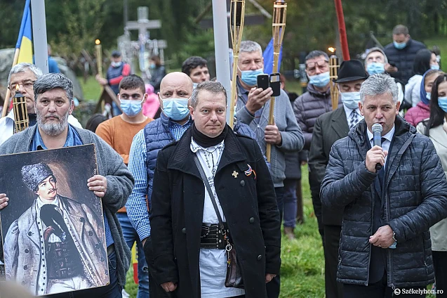EXCLUSIV. Mihai Tîrnoveanu este reclamat de UDMR-istul Borboly Csaba la Poliția din Harghita pentru manifestarea de la Valea Uzului. Cum îl pune la punct președintele Asociației Calea Neamului. VIDEO