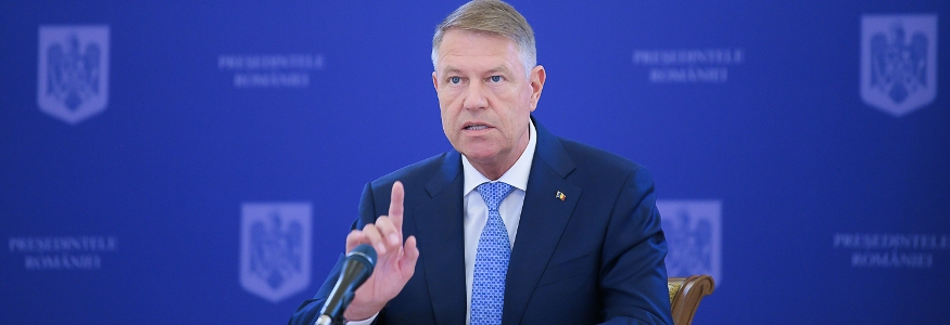 Iohannis a promulgat Legea privind carantinarea și izolarea. Persoanele depistate pozitiv cu noul coronavirus vor fi internate obligatoriu. Legea intră în vigoare marți