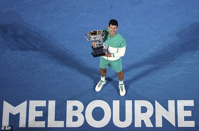 Jucătorilor nevaccinați li se INTERZICE să joace la Australian Open - punând sub semnul întrebării participarea campionului mondial Novak Djokovic