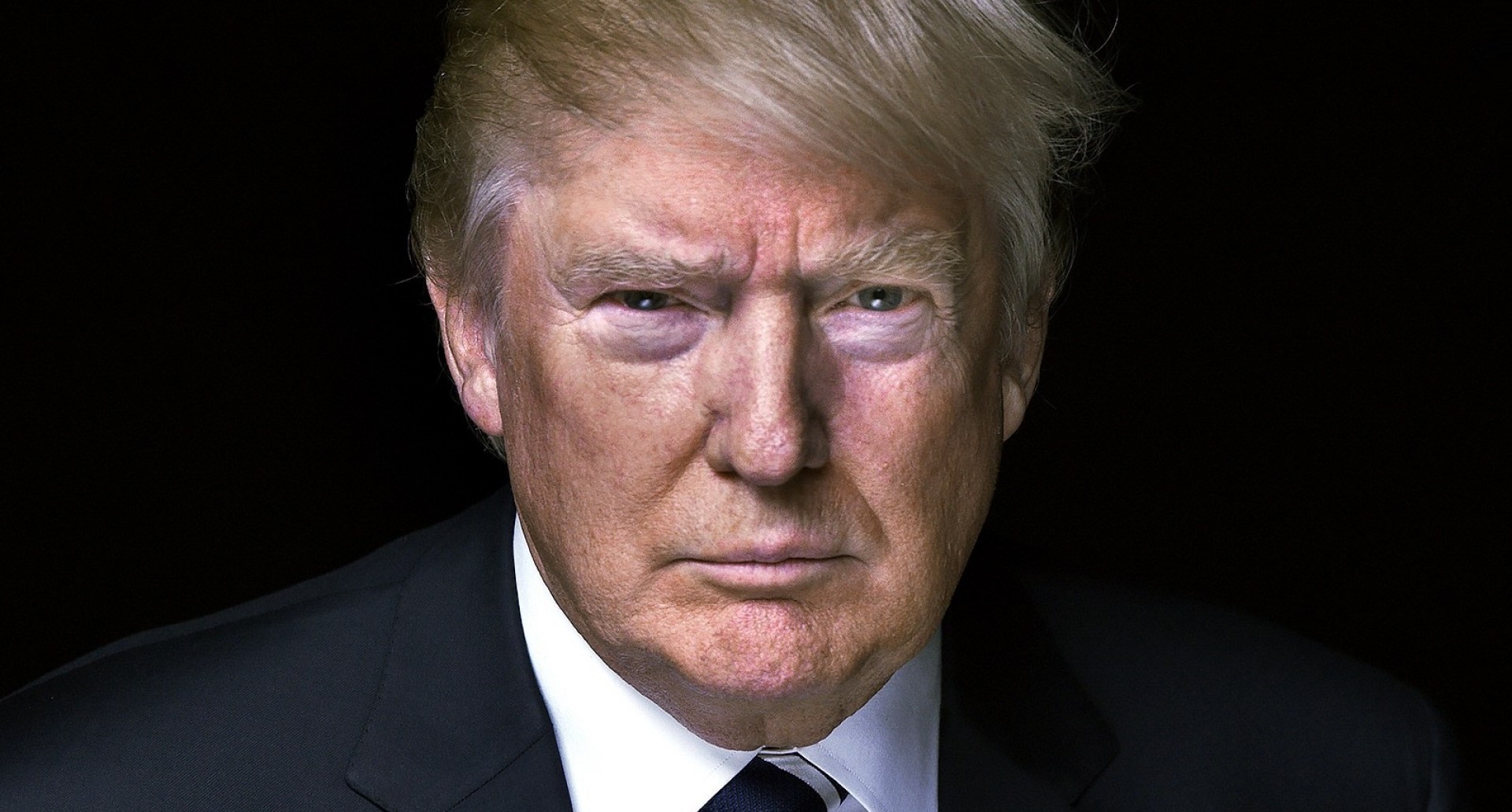 TUNETUL cu care Trump răspunde la descinderea kaghebiștilor lui Biden (VIDEO)