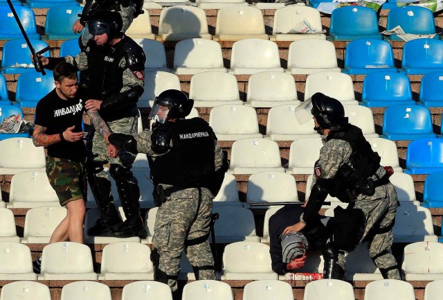 Violenţă la derbiul Serbiei, Steaua Roşie vs Partizan
