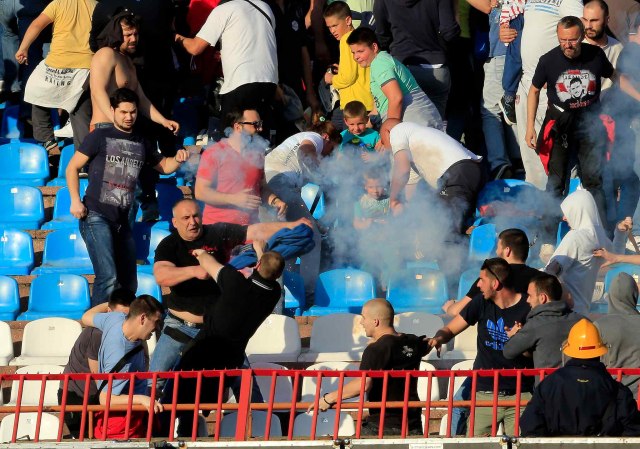 Violenţă la derbiul Serbiei, Steaua Roşie vs Partizan