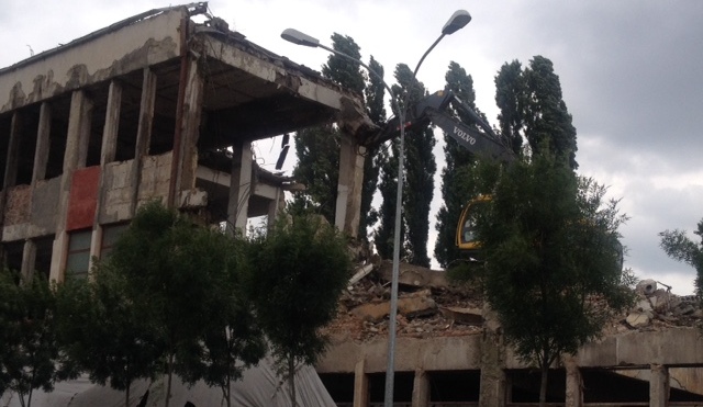 Demolarea fabricii de ciocolată Kandia