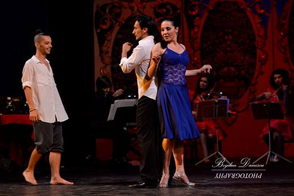 Luna tango, premieră la Craiova