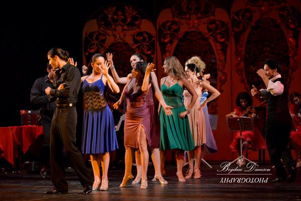 Luna tango, premieră la Craiova