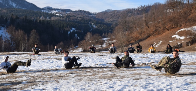 Tabără de supraviețuire