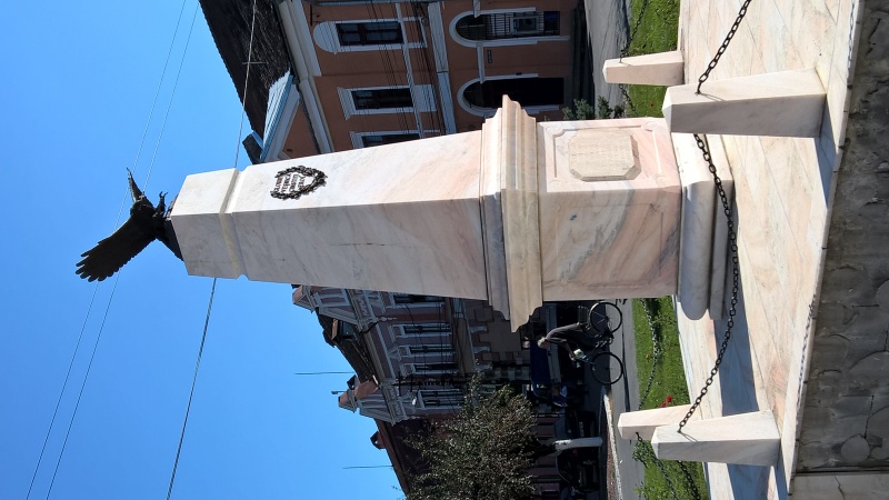 Monumentul ostașilor sovietici, renovat neconform.