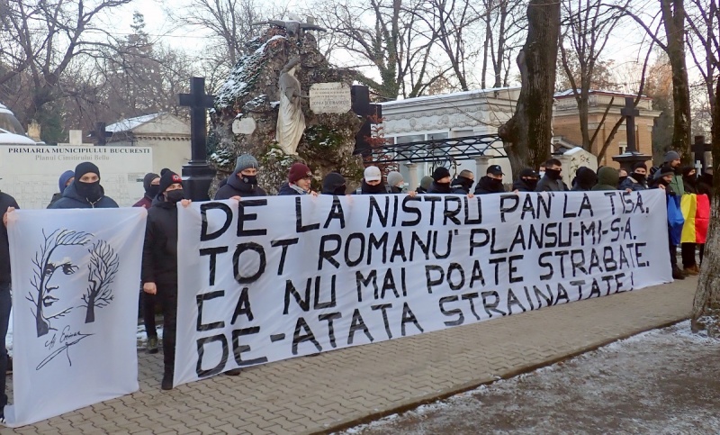 La Mormântul lui Eminescu de ziua lui