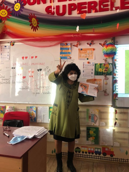 Propagandă pro vaccinare în rândul copiilor de școală primară