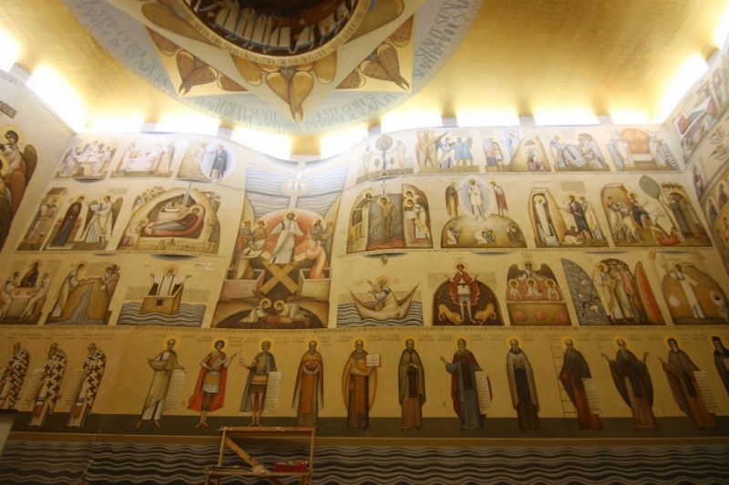 Biserica Alba Iulia, interior