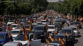 Proteste la nivel național în Spania. Mii de oameni au manifestat din mașini și pe  motociclete împotriva carantinei