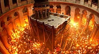 Lumina Sfântă de la Ierusalim - Minunea de la Mormântul Domnului