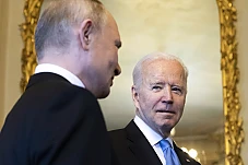 Ciocanul lui Biden: „O Lovitură de Decapitare pentru a-l UCIDE pe Putin în inima Kremlinului”