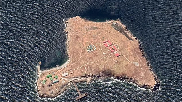 Insula Șerpilor via Sateliții Google