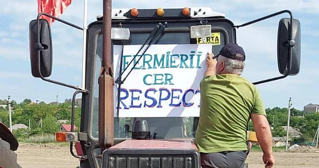 Fermierii români sunt lăsați baltă de autorități în numele Slavei Ucrainei