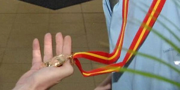România a câştigat două medalii de argint la Olimpiada Internațională de Lingvistică