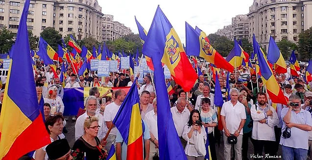 DuminicÄ 7 iulie, protest Ã®n faÈa Guvernului Ã®mpotriva modificÄrii Codului Administrativ ce permite folosirea altor limbi decÃ¢t romÃ¢na Ã®n administraÈie