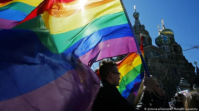 Putin propune ca noua Constituție a Rusiei să prevadă menționarea lui Dumnezeu și interzicerea căsătoriilor homosexuale