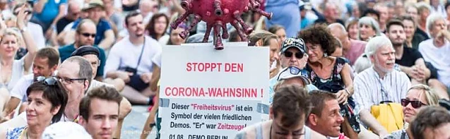 Manifestații de amploare în orașele germane Hamburg și Magdeburg împotriva restricțiilor care încalcă drepturile constituționale. În paralel, contramanifestații organizate de Antifa și activiști pentru „justiție climatică”