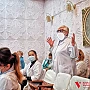 S-a inventat masca digitală! Câțiva lucrători medicali ai spitalului de copii din Chișinău, turnați de presă la minister pentru că au avut fața acoperită de măști marca Photoshop într-o postare despre aniversarea instituției